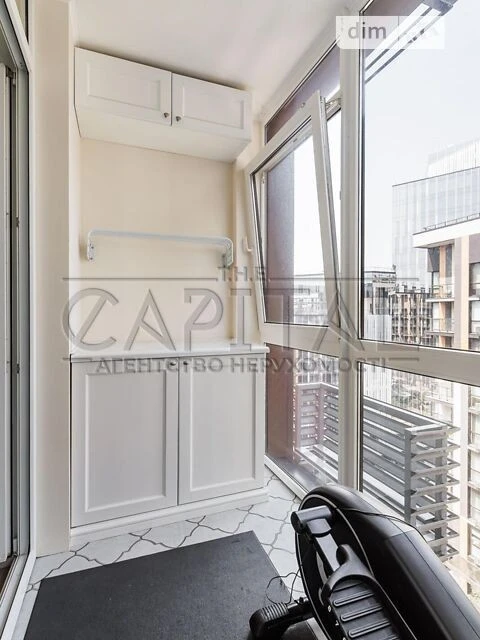 Продаж 3к квартири 83.9 кв. м на вул. Маккейна Джона 1 • ID