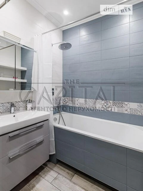 Продаж 3к квартири 83.9 кв. м на вул. Маккейна Джона 1 • ID