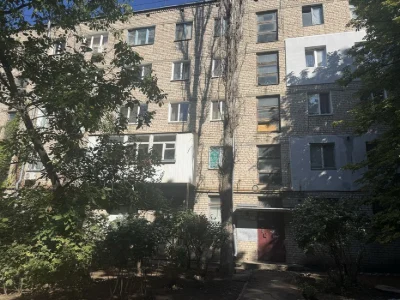 Продам однокімнатну квартиру. ЮТЗ.Театральна.