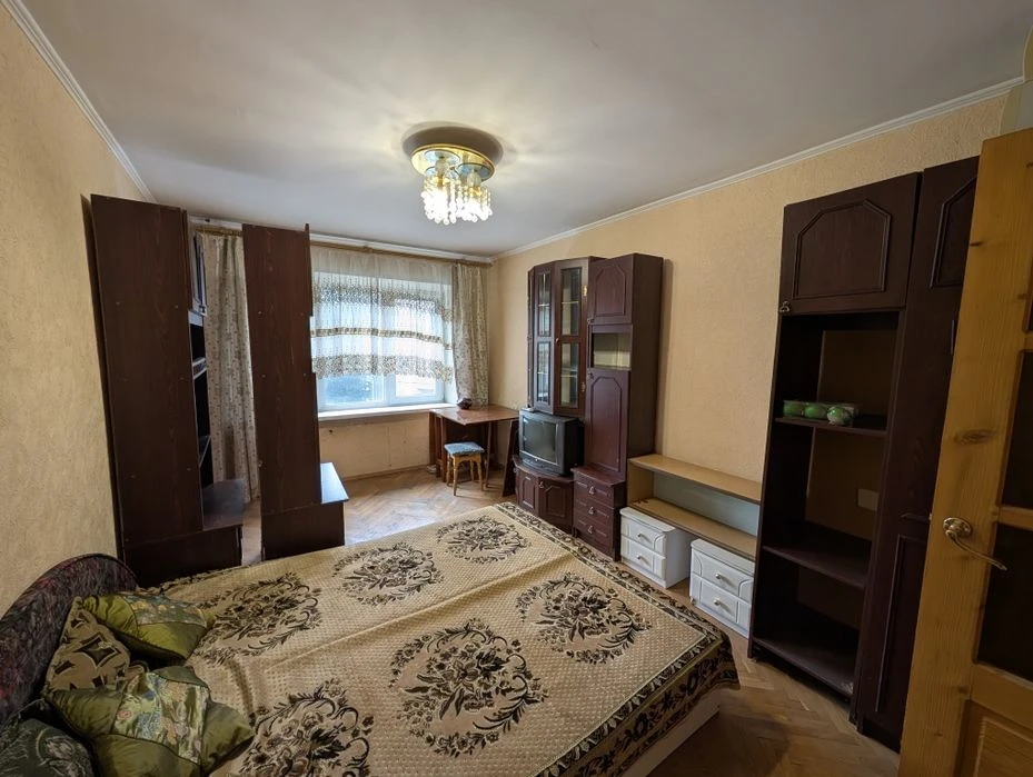Продаж 2 кім квартири Центр, вул. Сахарова