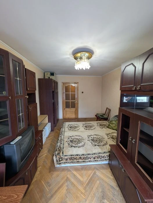 Продаж 2 кім квартири Центр, вул. Сахарова