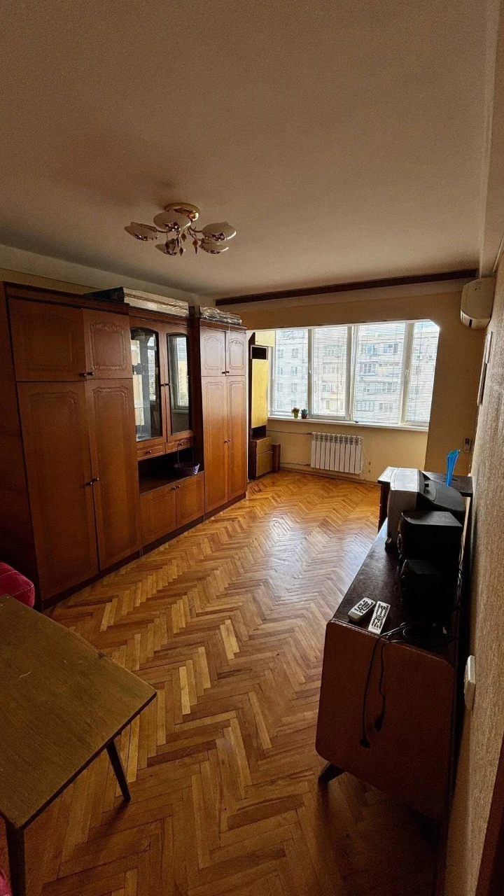 Продаж 2-кімнатної квартири 52.6 м², Героїв Сталінграда прос