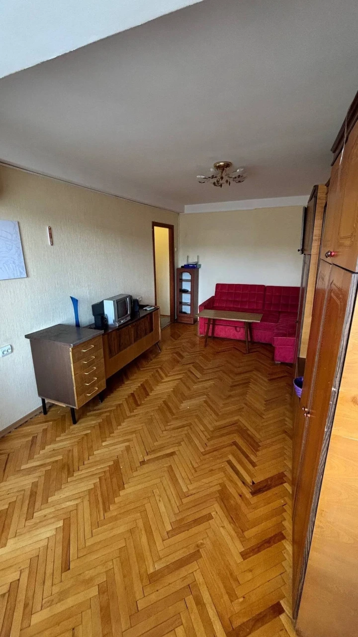 Продаж 2-кімнатної квартири 52.6 м², Героїв Сталінграда прос