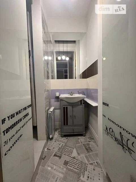 Довготривала оренда 1к квартири на вул. Саксаганського 125 •