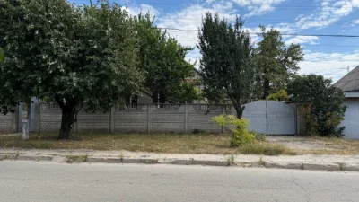 Продам цегляний будинок с. Мирний
