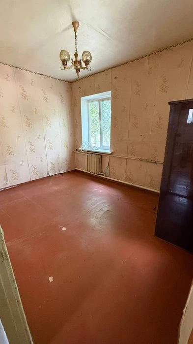 Продам цегляний будинок с. Мирний