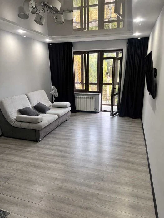 1-к квартира 54м² з ремонтом, меблями та парковкою, боярка,