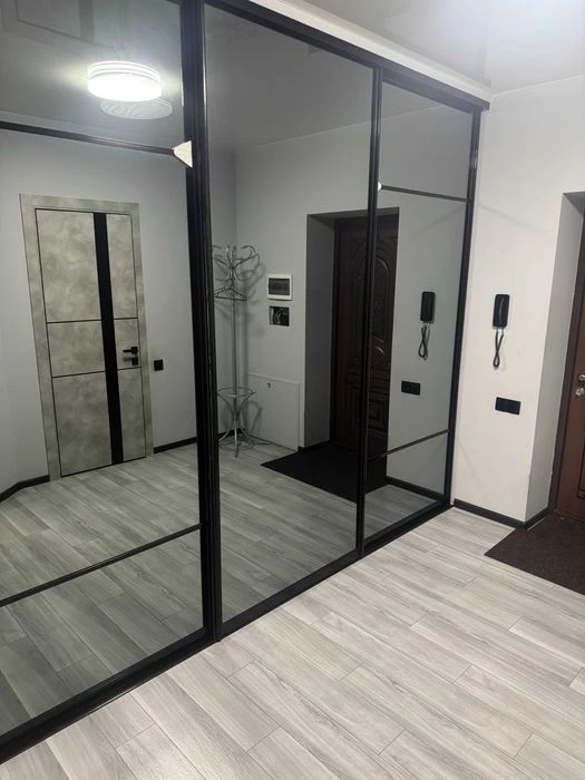 1-к квартира 54м² з ремонтом, меблями та парковкою, боярка,