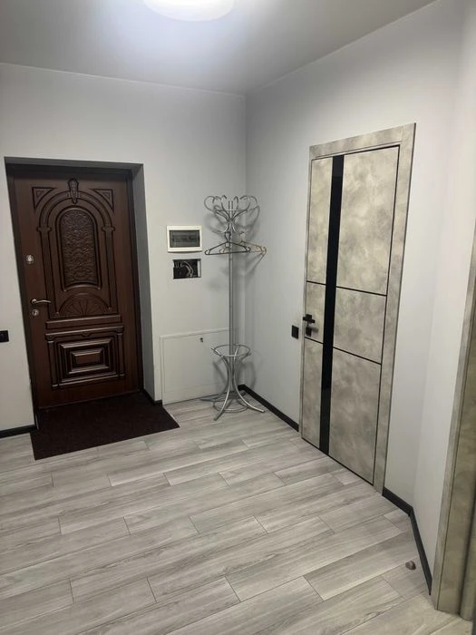 1-к квартира 54м² з ремонтом, меблями та парковкою, боярка,