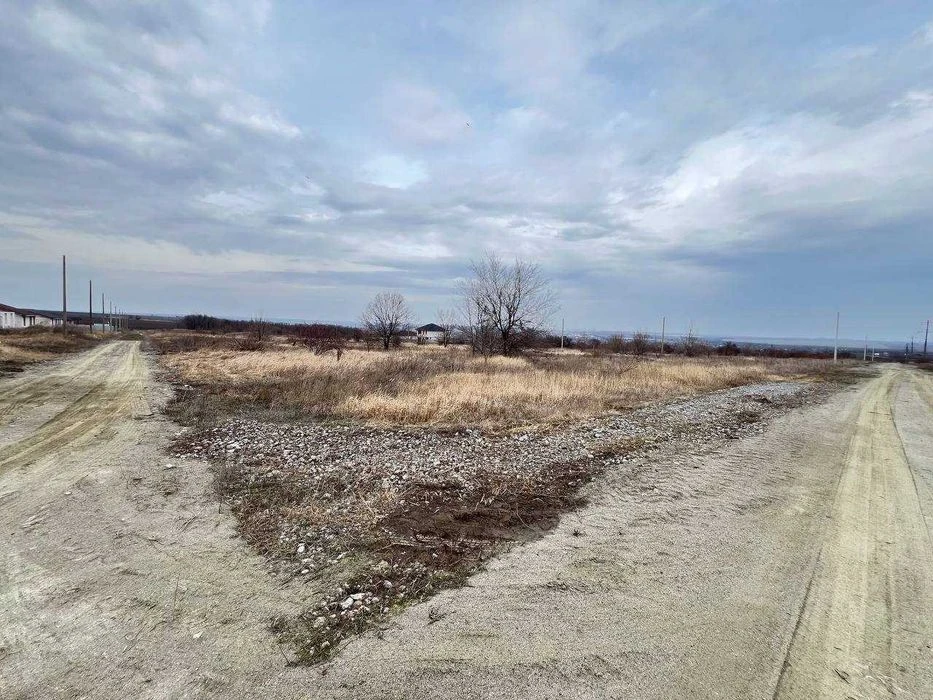 Продам участок 10 соток в районе Братское-Новоалександровка