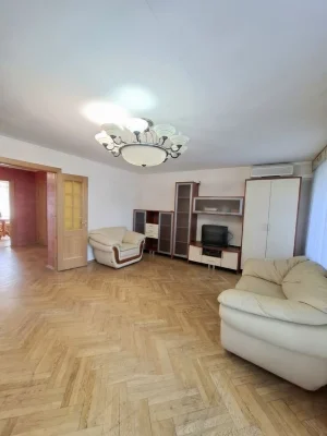 4-room apartment Borshchagovska 145 Two apartments on