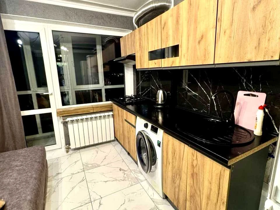 Квартира. Миколаїв, 6-та Слобідська вул.