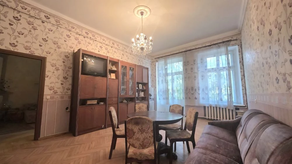Продам  квартиру 96м на Молдаванке Прохоровская