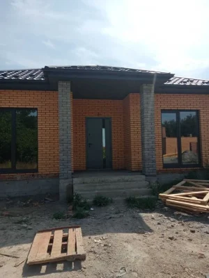 Продам одноповерховий чистовий будинок на БУЧМАХ!