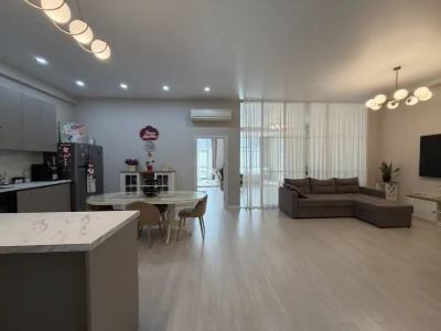 3-комнатная квартира 130 м2. Новый ремонт Аркадийский дворец
