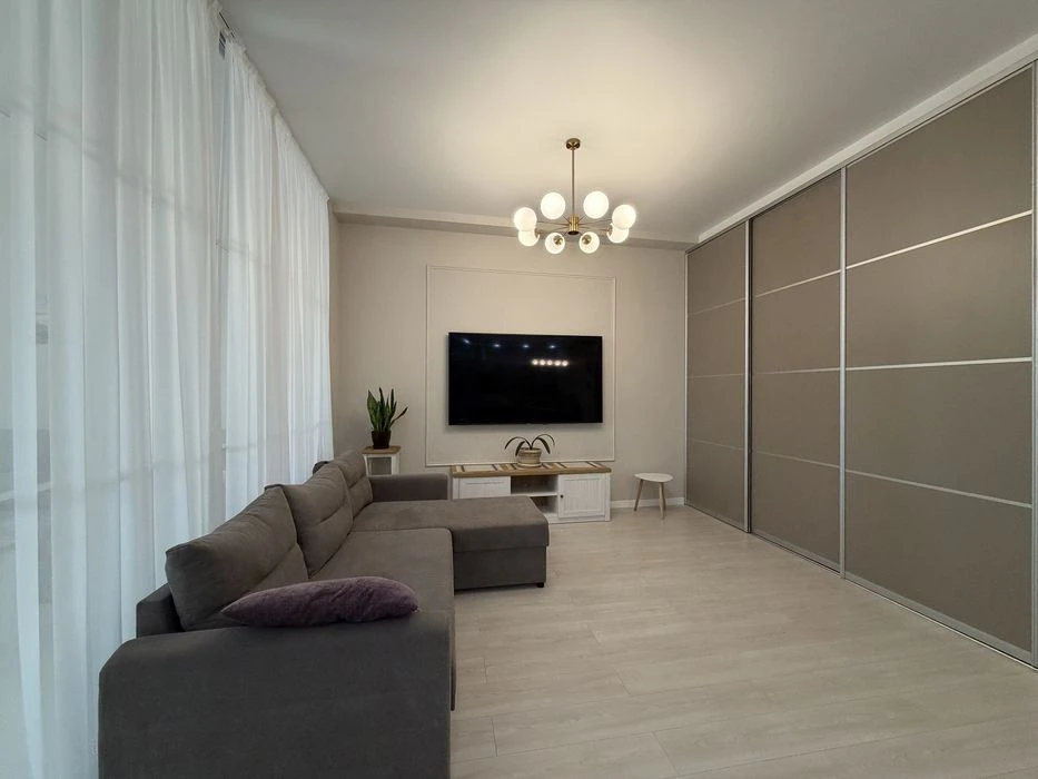 3-комнатная квартира 130 м2. Новый ремонт Аркадийский дворец