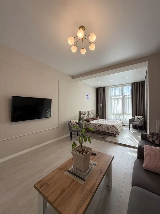 3-комнатная квартира 130 м2. Новый ремонт Аркадийский дворец