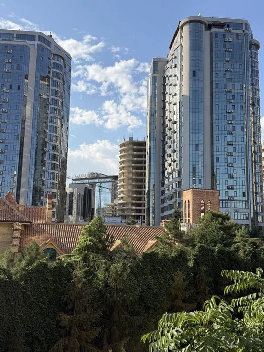 3-комнатная квартира 130 м2. Новый ремонт Аркадийский дворец