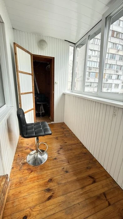 Продам двохкімнатну квартиру, Вишняківська 5, Дарницький.