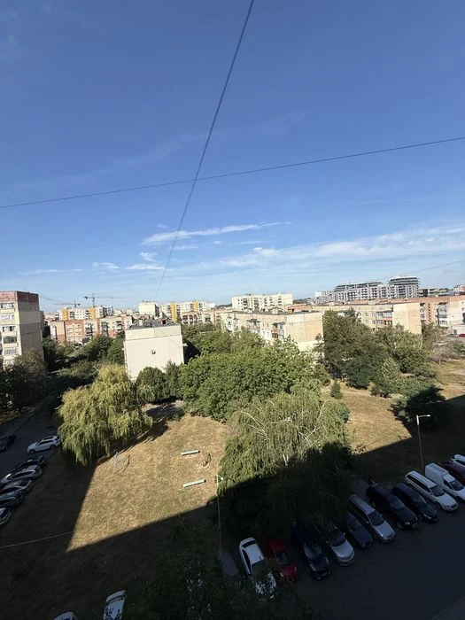 Трикімнатна квартира в Новому районі
