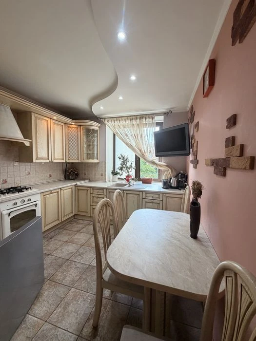 Продаж 3-кімнатної квартири | 75 м² | 5/5 район | Архангельс