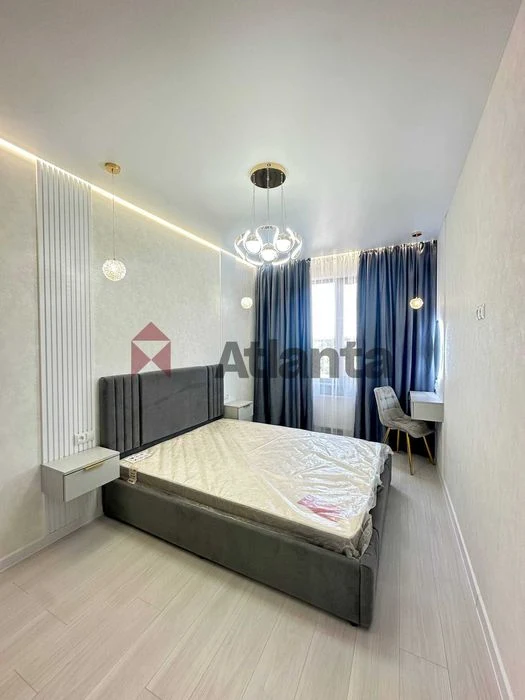 Renovated 1-room apartment with a direct sea view in residential complex Pos