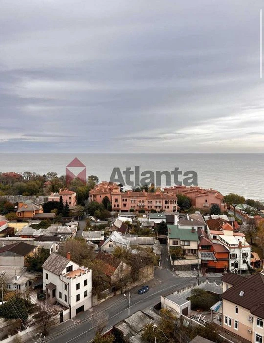 Renovated 1-room apartment with a direct sea view in residential complex Pos