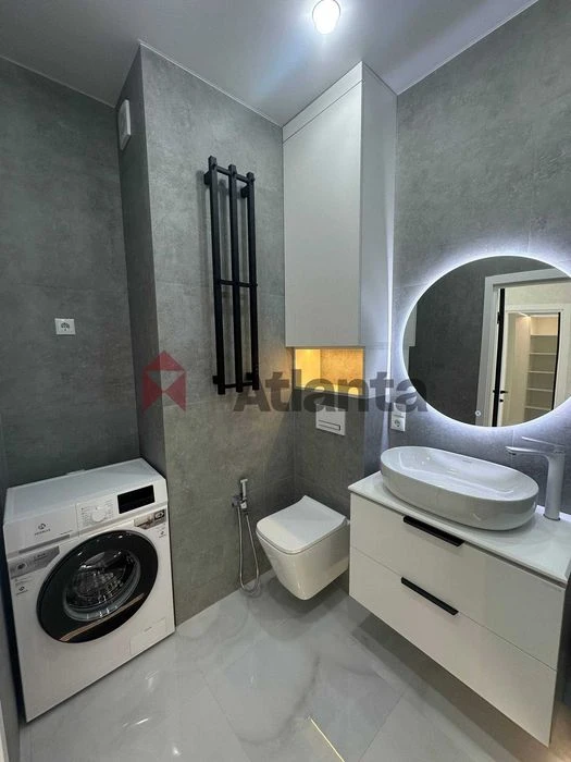 Renovated 1-room apartment with a direct sea view in residential complex Pos