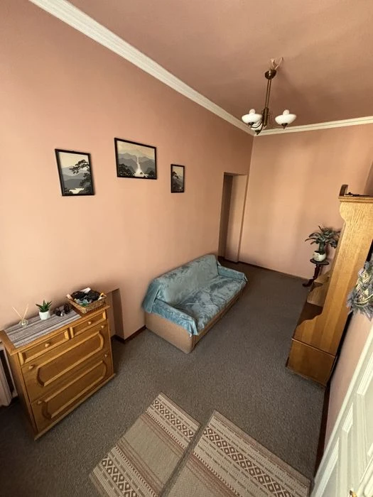 Від ВЛАСНИКА! Продаж 3-кімнатної квартири в центрі Львова