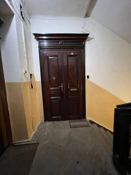 Від ВЛАСНИКА! Продаж 3-кімнатної квартири в центрі Львова