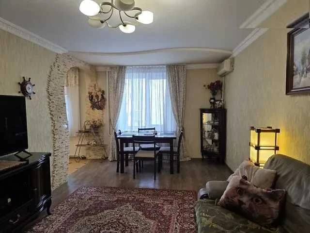 Продам 3к. квартиру в Центрі міста. (Готові на безготівковий
