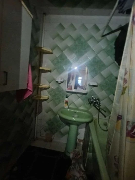 Продам трехкомнатную квартиру на Семена Палия.