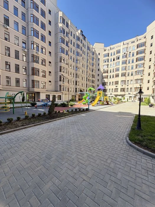 В продаже квартира с новым ремонтом в нескольких минутах от