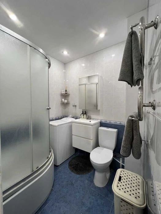 Продам простору, 1к. квартиру (Чешка), ЖМ Фрунзенський(Ломов