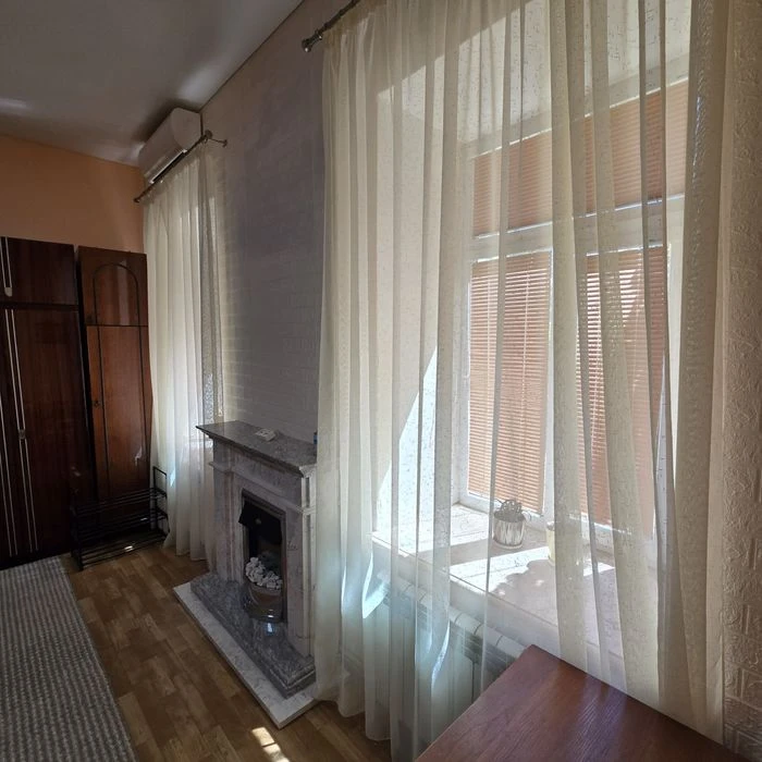 Продаж 1 кімнатна  квартира  Центр вулиця Адміральська