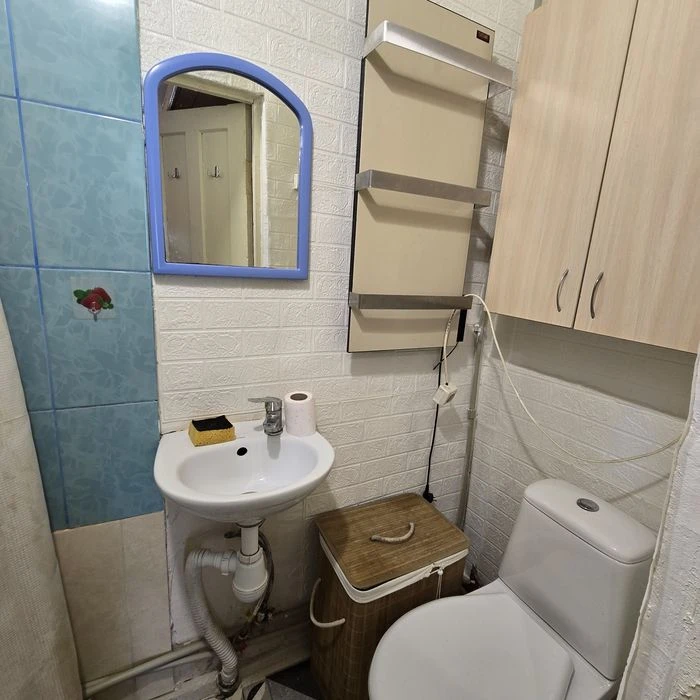 Продаж 1 кімнатна  квартира  Центр вулиця Адміральська