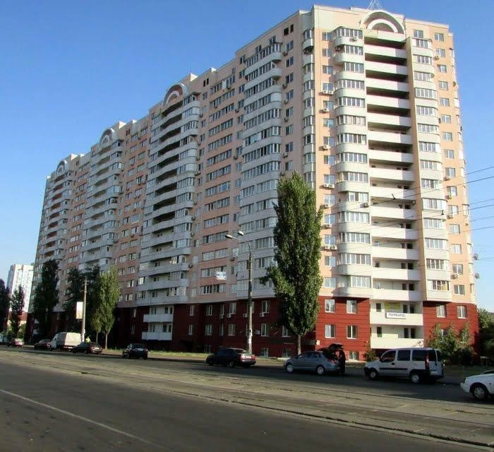 Продаж 1-кімнатної квартири 56 м², Бориспільська вул., 6