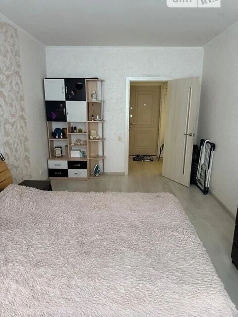 Продаж 1к квартири 42 кв. м на вул. Урлівська 16 • ID 348239