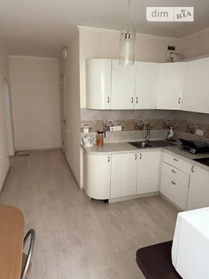 Продаж 1к квартири 42 кв. м на вул. Урлівська 16 • ID 348239