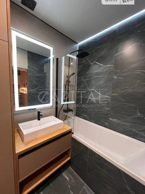 Продаж 2к квартири 46 кв. м на вул. Причальна 10 • ID 348238