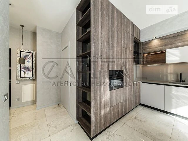 Продаж 2к квартири 74 кв. м на вул. Предславинська 42А • ID