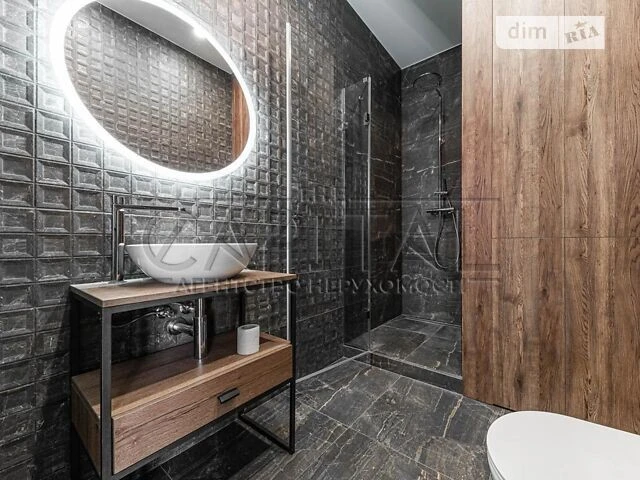 Продаж 2к квартири 74 кв. м на вул. Предславинська 42А • ID