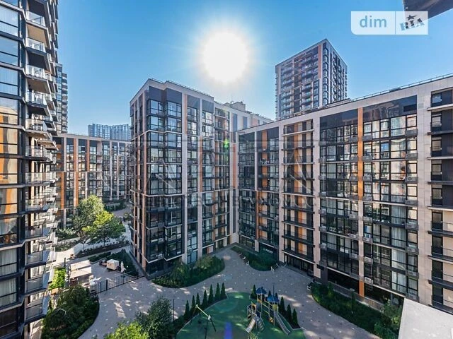Продаж 2к квартири 74 кв. м на вул. Предславинська 42А • ID