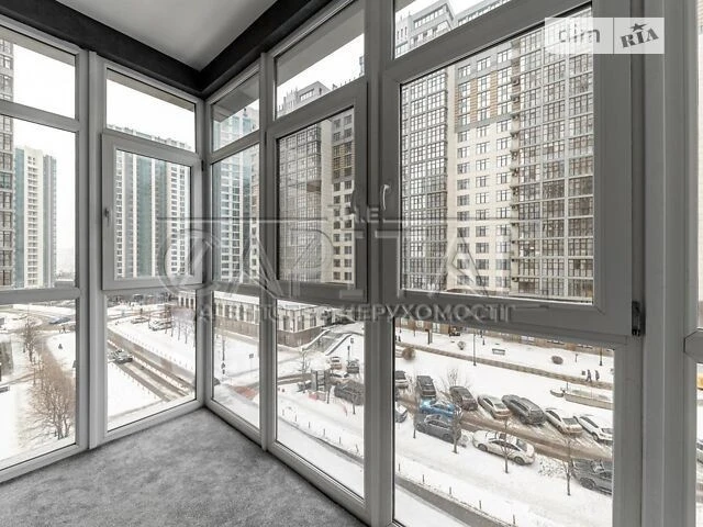 Продаж 3к квартири 125 кв. м на вул. Андрія Верхогляда 1-20А