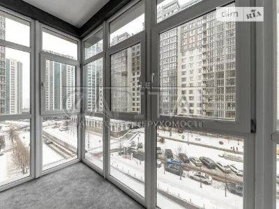 Продаж 3к квартири 125 кв. м на вул. Андрія Верхогляда 1-20А