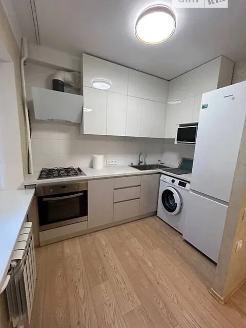 Продаж 3к квартири 55 кв. м на бул. Верховної Ради 16 • ID 3