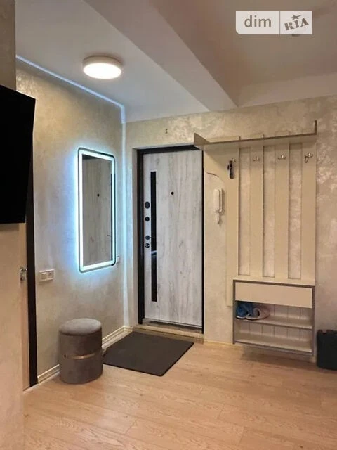 Продаж 3к квартири 55 кв. м на бул. Верховної Ради 16 • ID 3