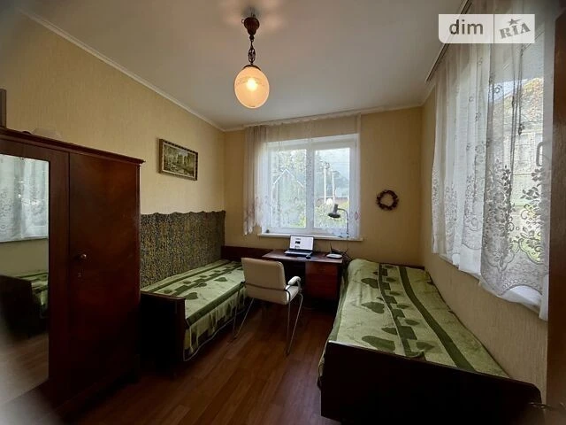 Продаж 1 поверхового будинку з ділянкою на 6 соток, 46 кв. м