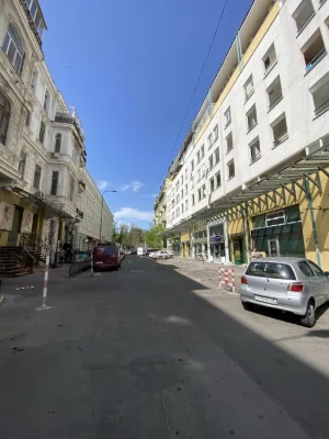 Дерибасівська/Грецька 2 кімнатна будинок  з охороною