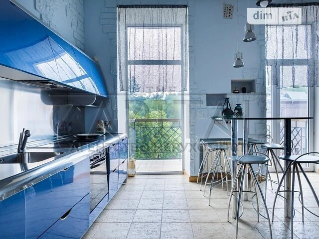 Продаж 2к квартири 89 кв. м на пров. Музейний 8Б • ID 348239